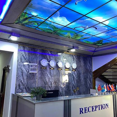 Orom Hotel เฟอร์กานา ภายนอก รูปภาพ