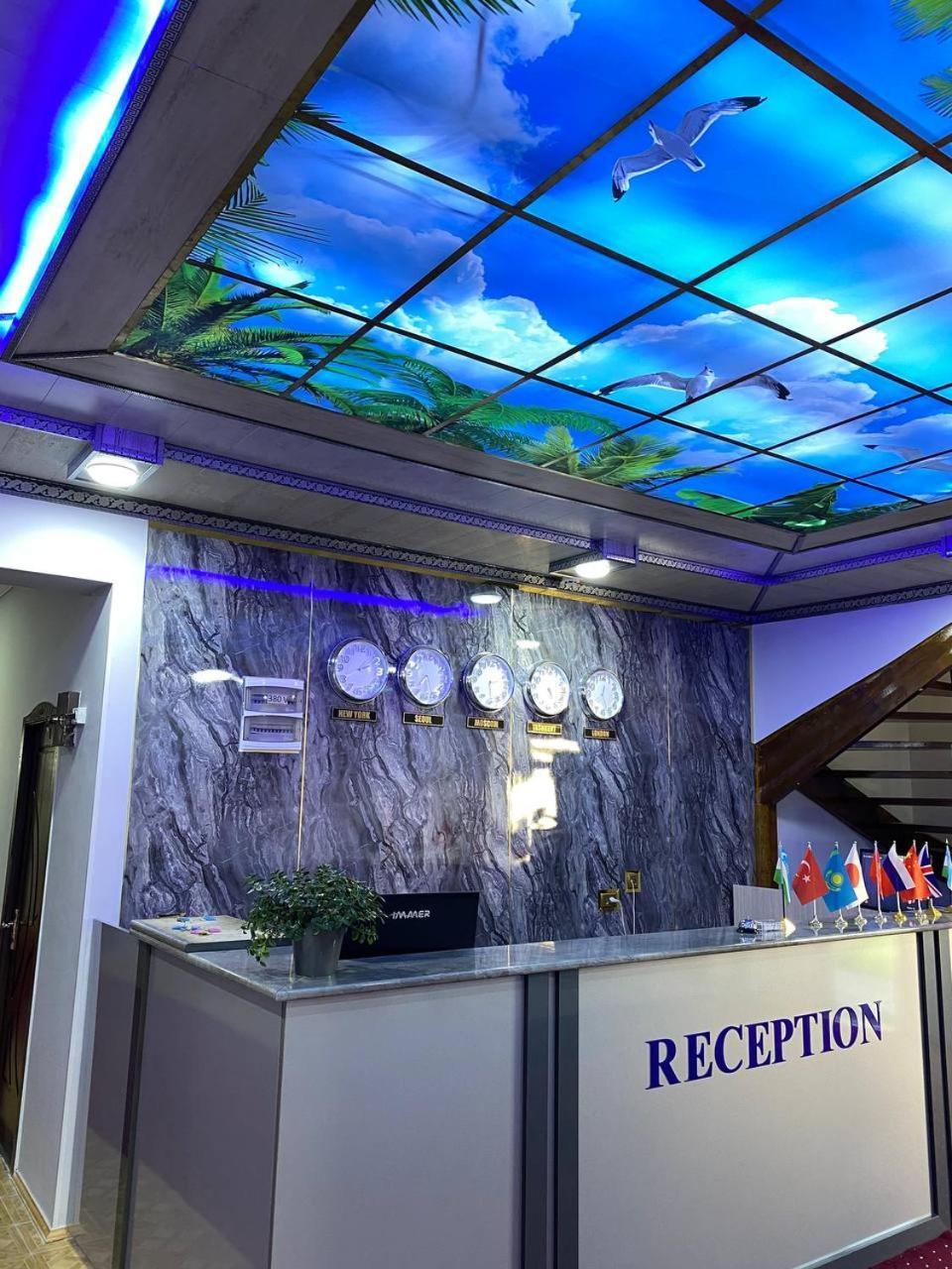 Orom Hotel เฟอร์กานา ภายนอก รูปภาพ